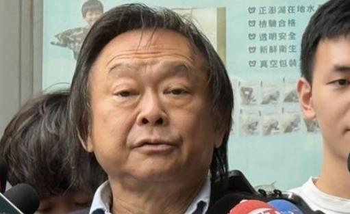 王世坚酸言酸语。台媒报道，国民党主席郑丽文率团访陆，民进党"立委"王世坚今天受访