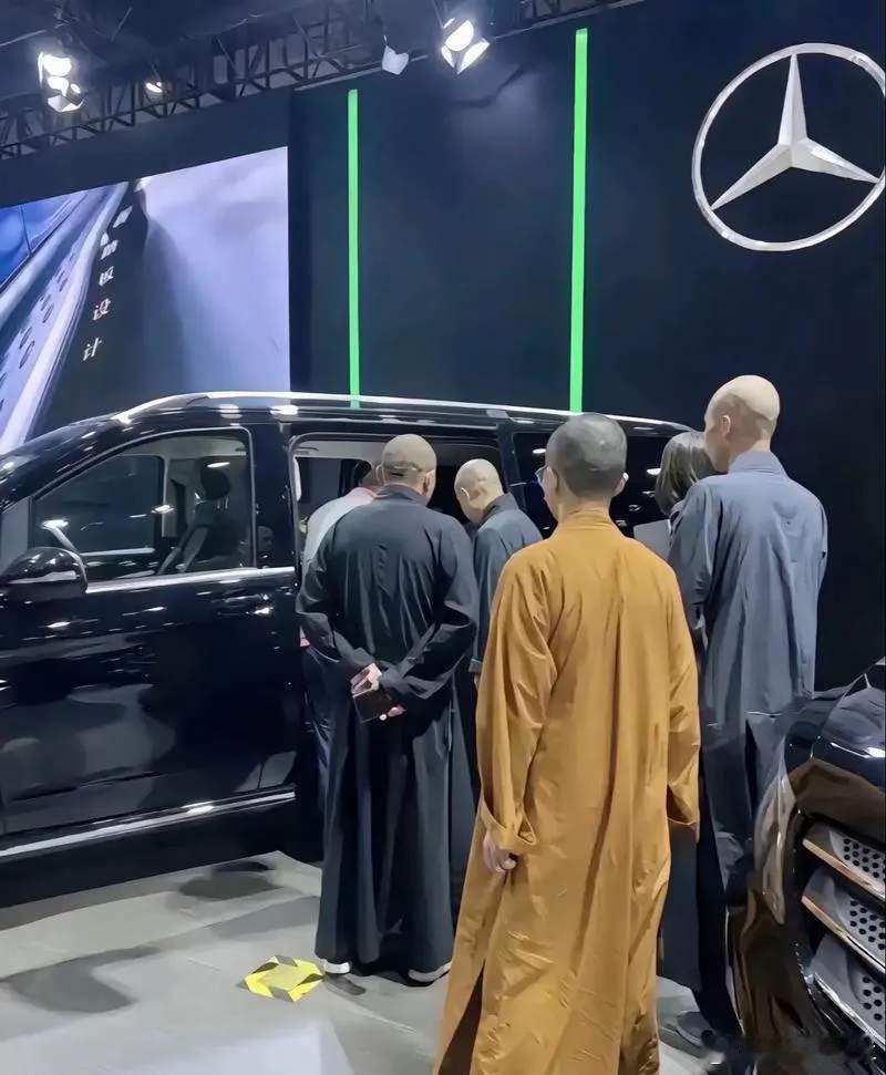释永信涉嫌挪用侵占寺院资产 现在的和尚和以前的和尚不可同日而语了，个个都吃得红光