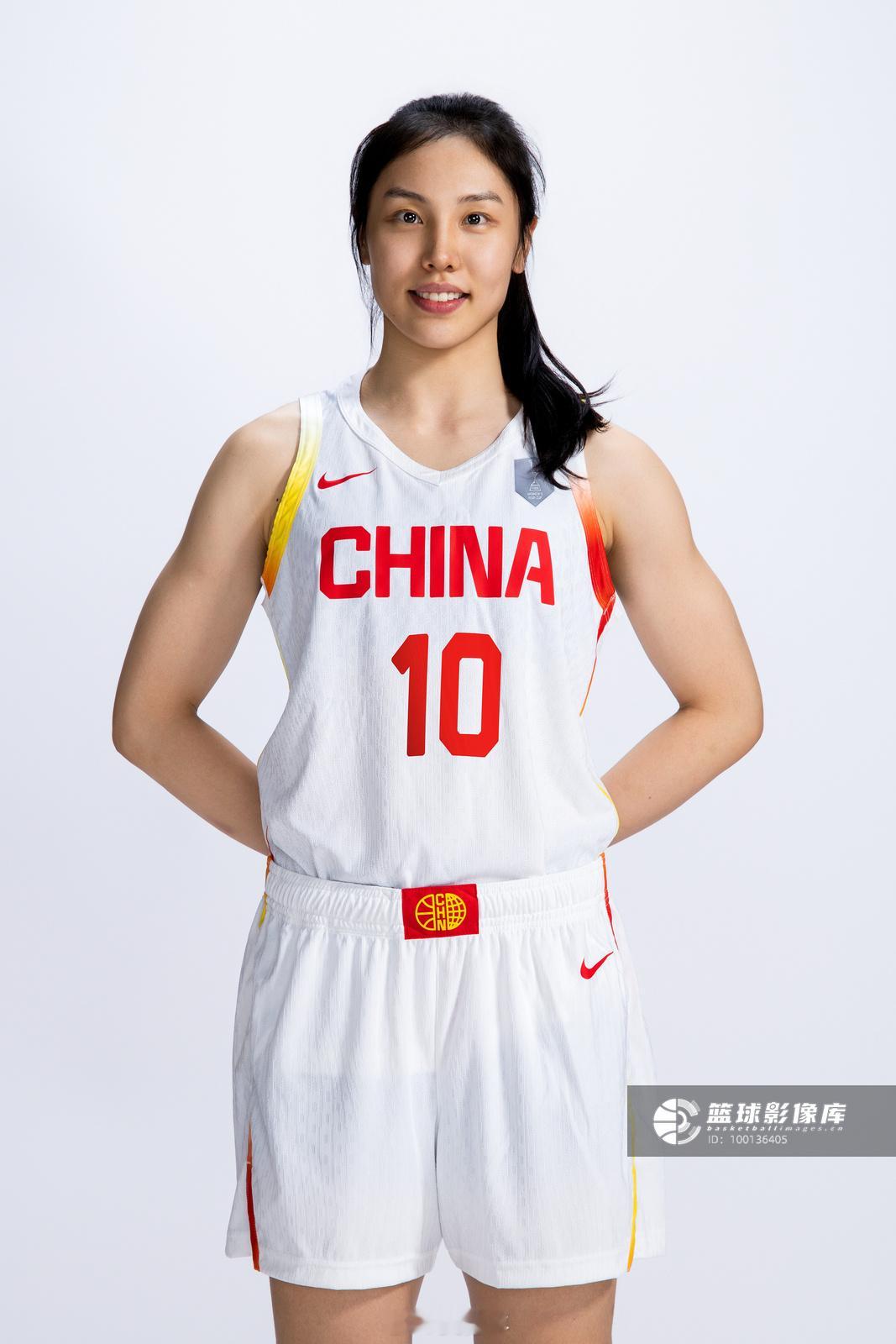 2025年女篮亚洲杯 即将开始，张茹的定妆照也来了！我很吃张茹的颜...我的观赛