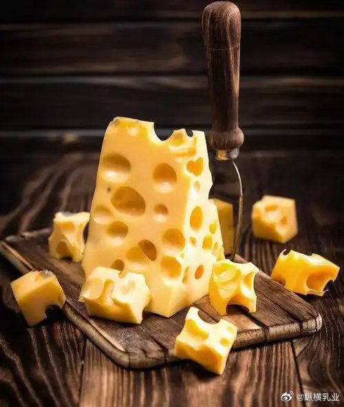 【站在奶酪尖上跳舞的奶酪老大，25年咋样？】妙可蓝多2025年财报落地，营收56