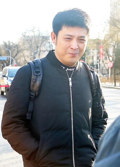 孙涛这次借助闫学晶事件宣布退出春晚，实际上就是让自己完成一次体面的职业谢幕。虽然