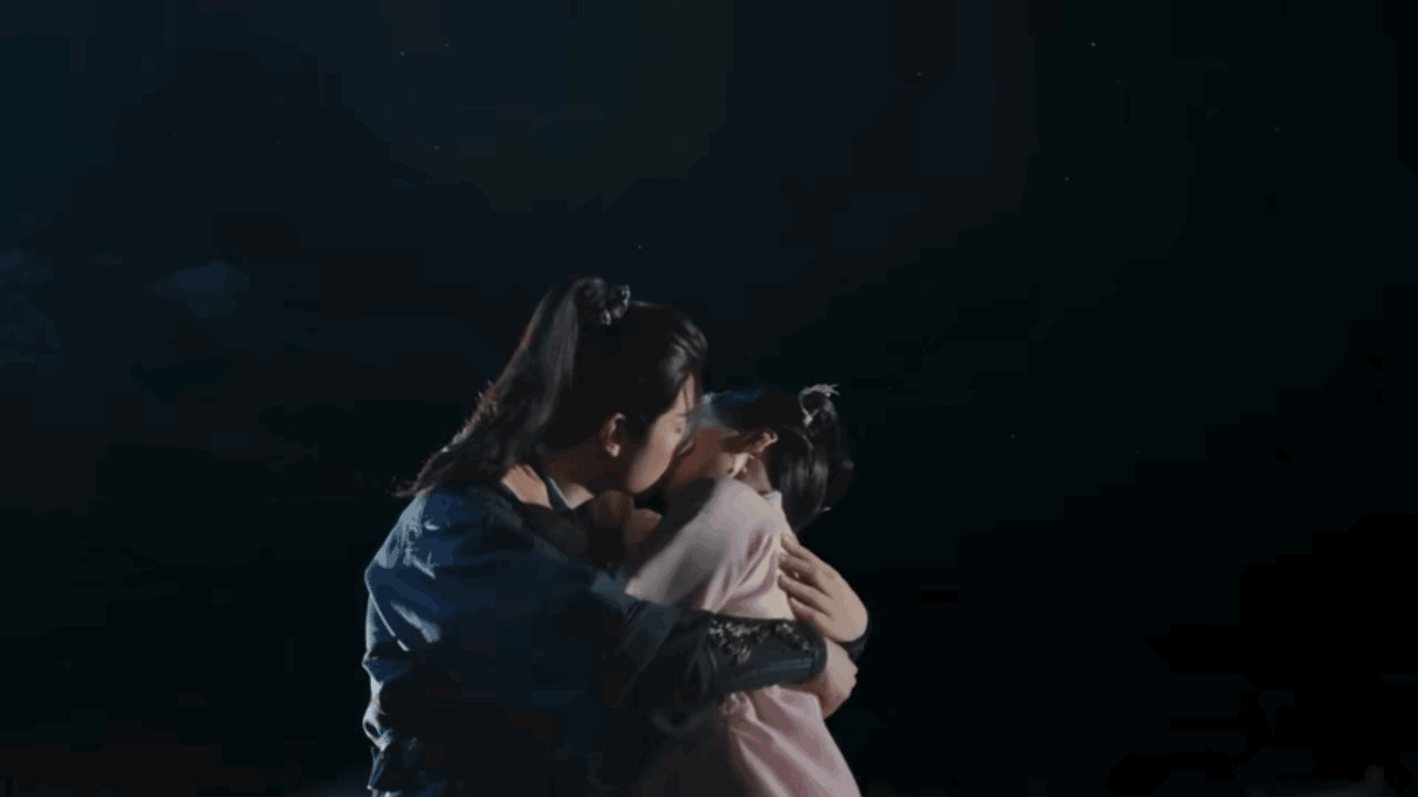 #惜花芷有话直说有嘴真亲#《惜花芷》这个镜头好“神金”啊！！！拍男主女主亲着亲着