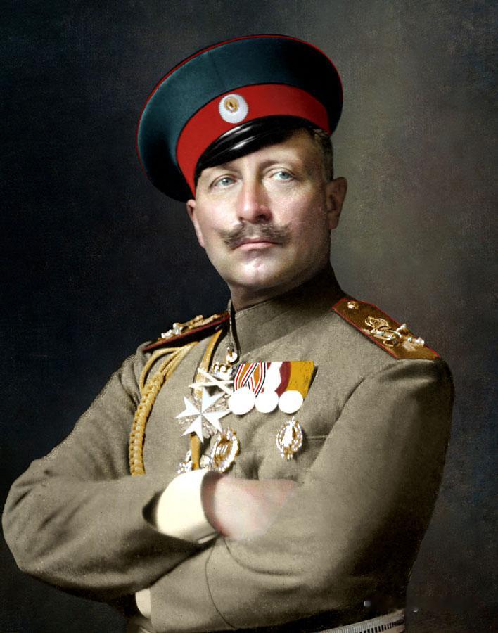威廉二世穿着85th Vyborg Infantry Regiment（第85维
