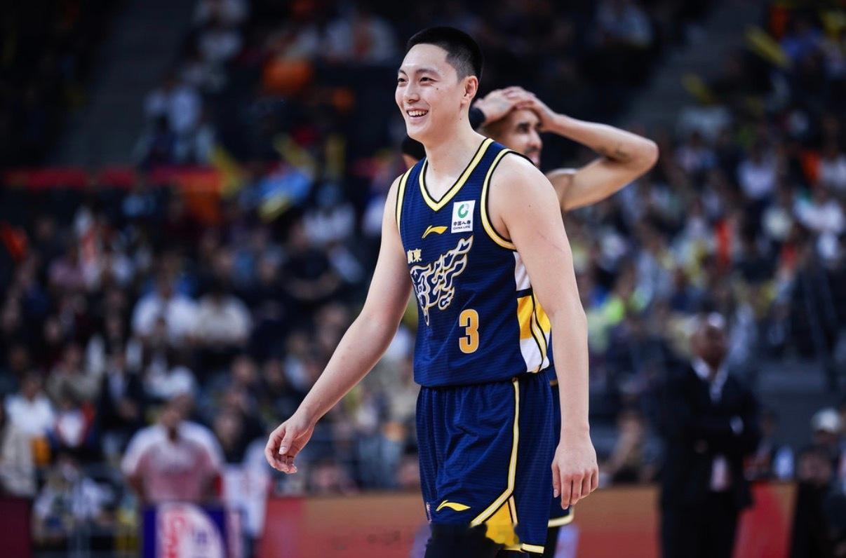 胡明轩龙狮男篮vs广东男篮 【2025-2026赛季CBA联赛常规赛第5轮】★本