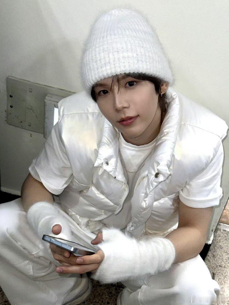 RIIZE舞台空出将太郎的位置 将太郎因行程缺席澳门场，成员们特意空出舞台位置，