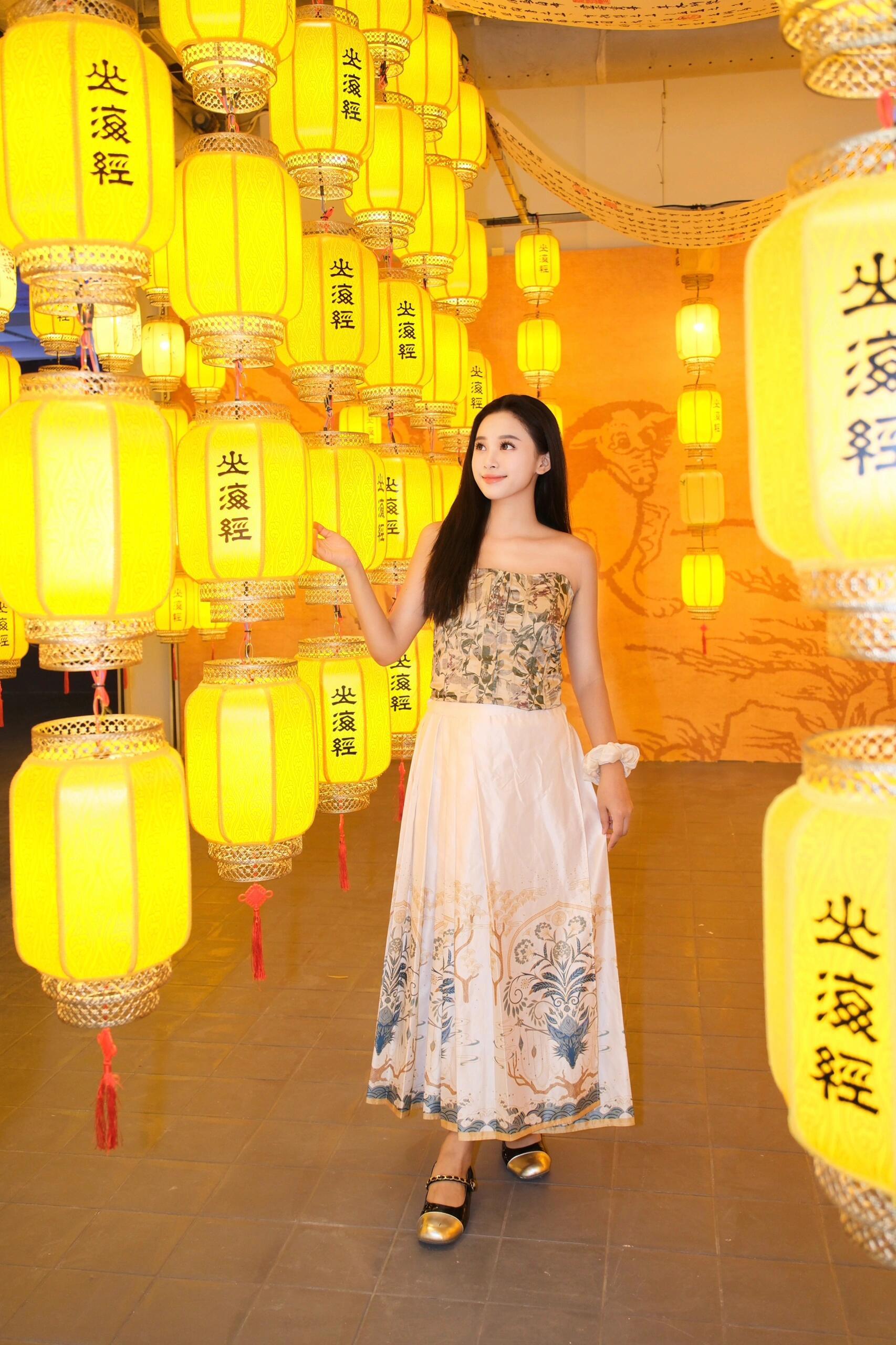 打开时空大门：《山海经》光影艺术展今天走进上古奇书《山海经》啦1000平米的超大