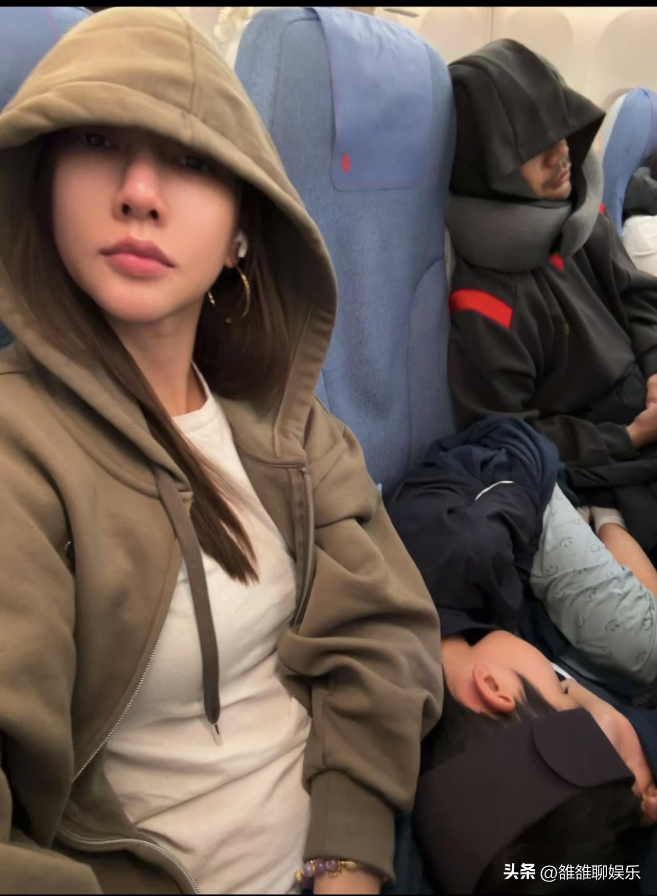 弦子，高调发文顺利到家了。


3月4日早上，弦子在社交平台高调发文，言语间有激