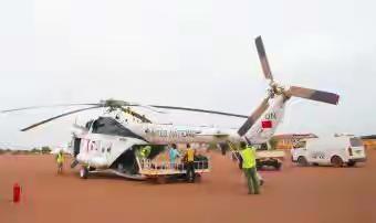 当地时间2026年3月29日，中国第六批赴阿卜耶伊维和直升机分队紧急升空，补位执