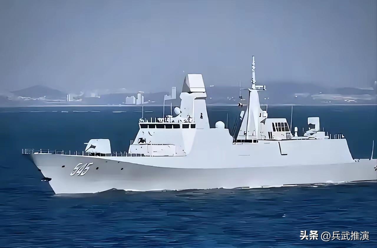最近西太有个特别反常的事儿：日本防卫大臣小泉进次郎，居然公开亲自点评中国的新护卫