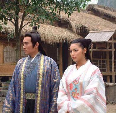 宋代，有个叫黄贵的人，看到朋友张万的妻子十分漂亮，就用计谋杀死张万，霸占了对方的