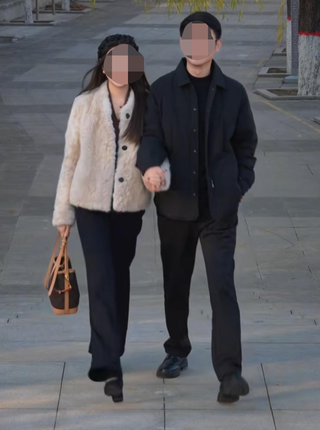 男子花30多万娶离异带两娃女子，15天后女子带着20多万彩礼走了，律师：双方未领