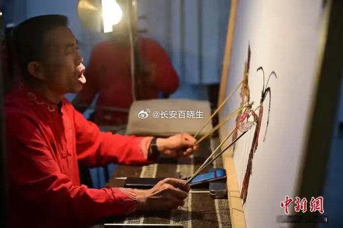 庆阳指尖传文脉光影续古音近日，位于甘肃省庆阳市西峰区庆阳民俗文化研发传承体验园内