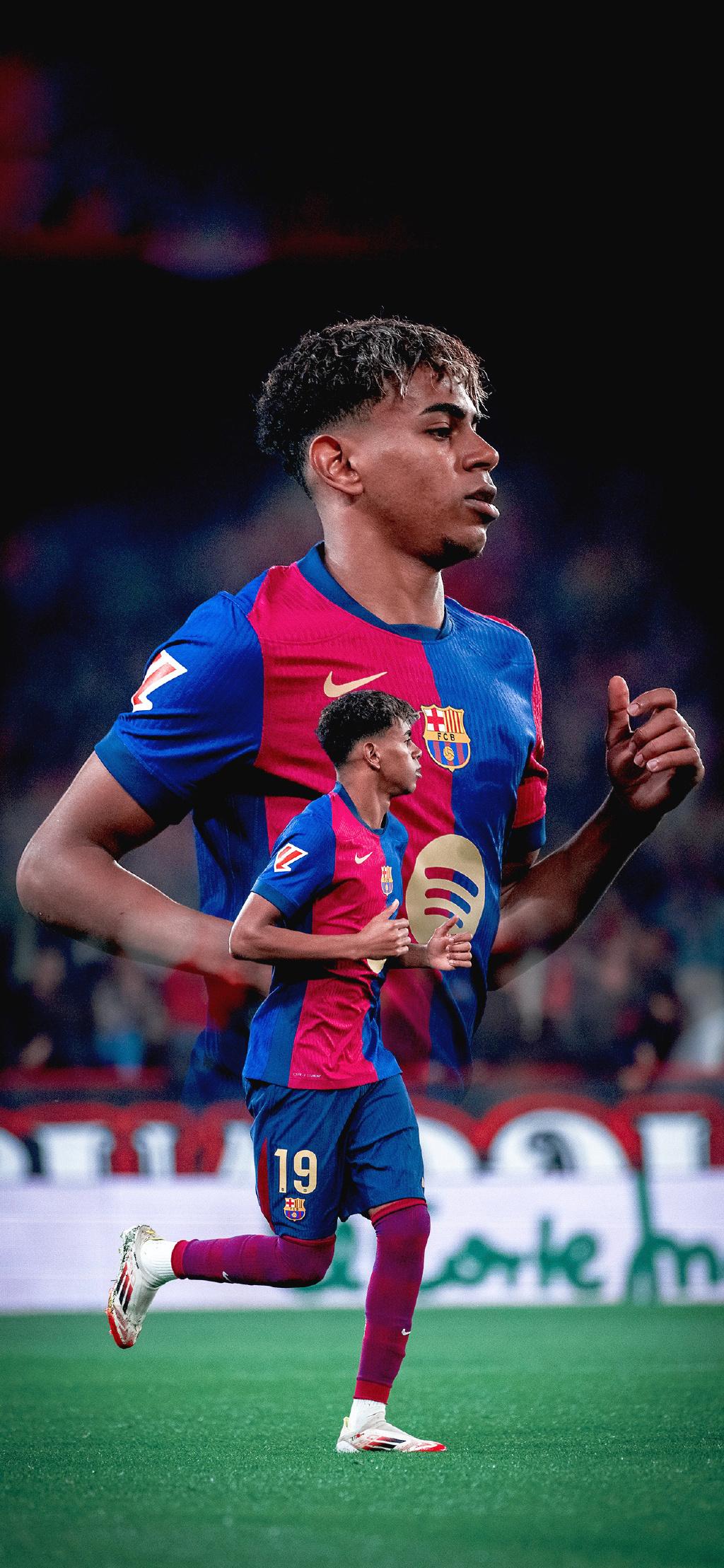 不是谁都有梅西或者C罗这样耐操的身体，亚马尔赛季报销了，巴萨损失大。好消息是亚马