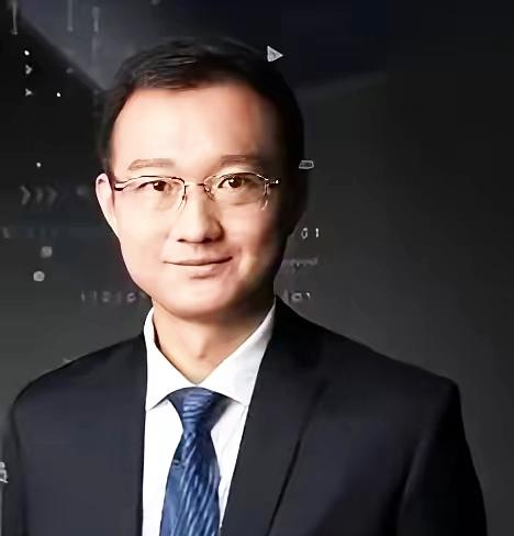 42岁券商所长左前明身败名裂！高学历遮不住低素质，出来混迟早要还！
42岁左前明