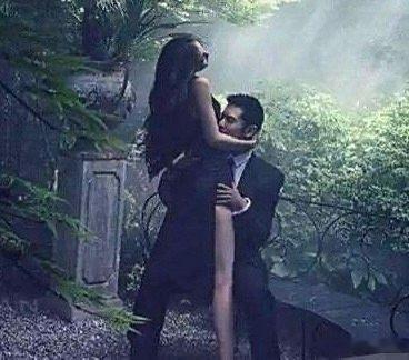 黄晓明和杨颖那张结婚照，当时可真够大胆的 