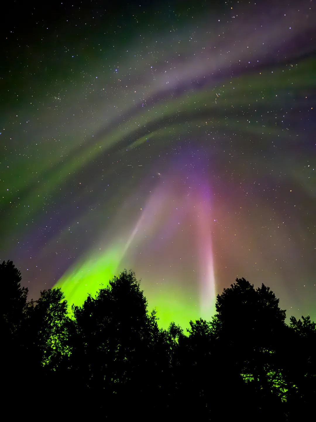 9月初，在俄罗斯偶遇极光爆发