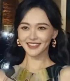 2026年4月7日，Fendi在江西景德镇举办“Domus私享罗马意境之旅”皮草