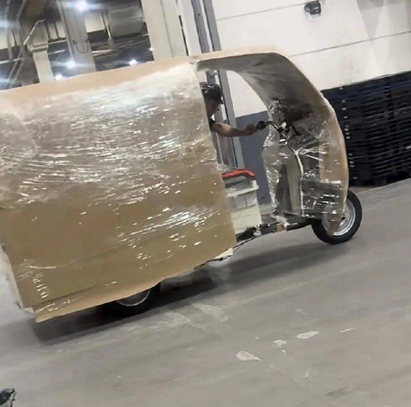 在物流上班的好处是: 开阔眼界！物流实拍图物流仓库工作