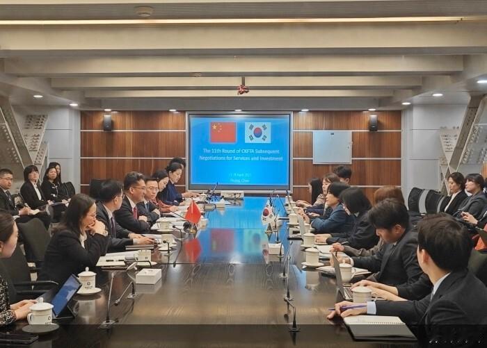 中韩自贸协定谈判再启动，日本网民有点傻眼：他们在搞经济，我们只会解散国会

据韩