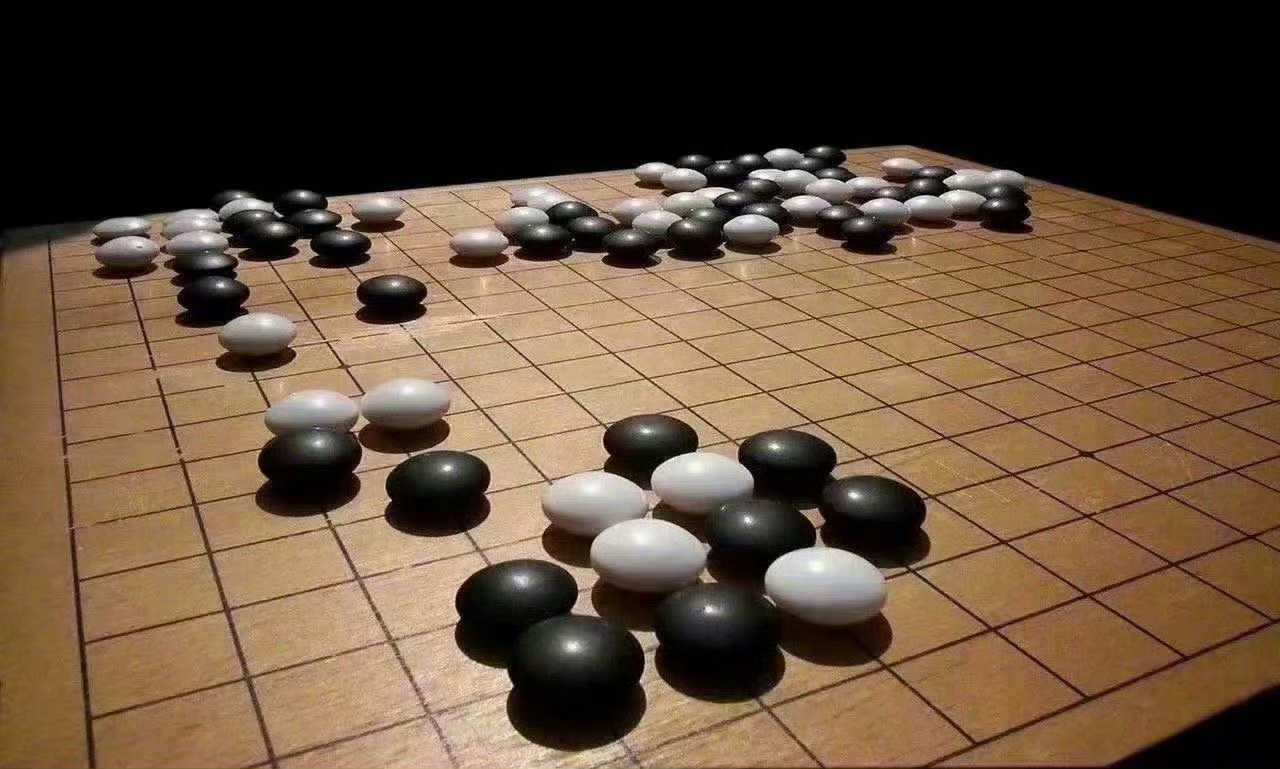 对于一个一直向北奔跑的人一定会遇见雪一定会在雪里长久游荡余秀华《一个人的村庄》
