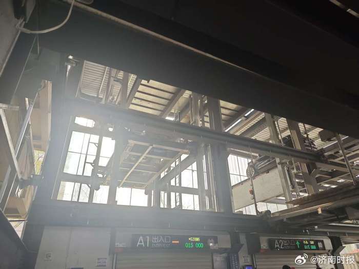 【#济南多处立体车库被吐槽停取难# 新能源车更是“停不进”，记者实探：限高限重规