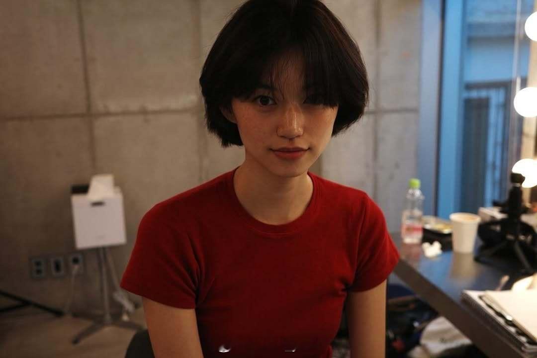 金度延ins更新短发 ​​​