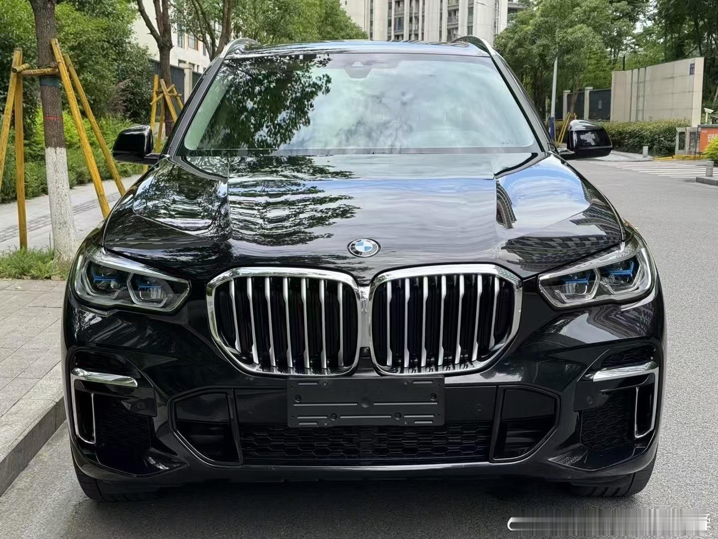 2023年宝马X5尊享M运动套装一手车 实表34000公里 整车原版原漆带车衣 