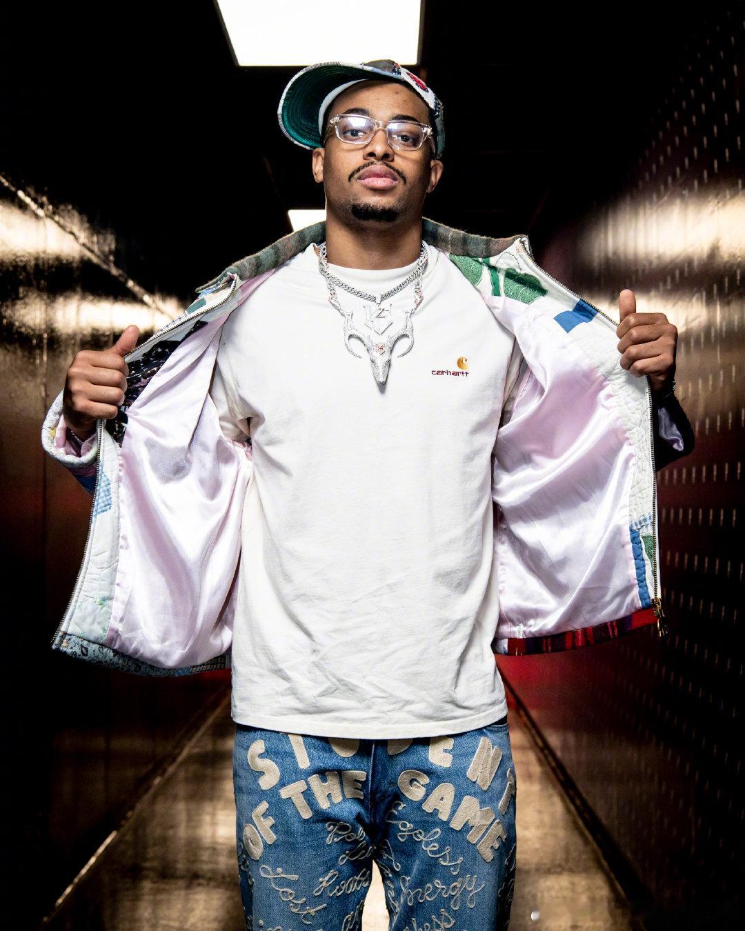 62胜20负收官常规赛，感谢刺迷们的支持，季后赛我们来了！go刺go马刺掘金vs