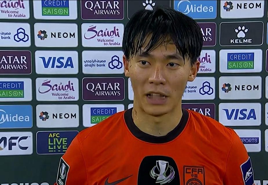 胡荷韬说认清我们的实力 胡荷韬赛后采访：“首先，感谢到现场支持我们的球迷，也包括