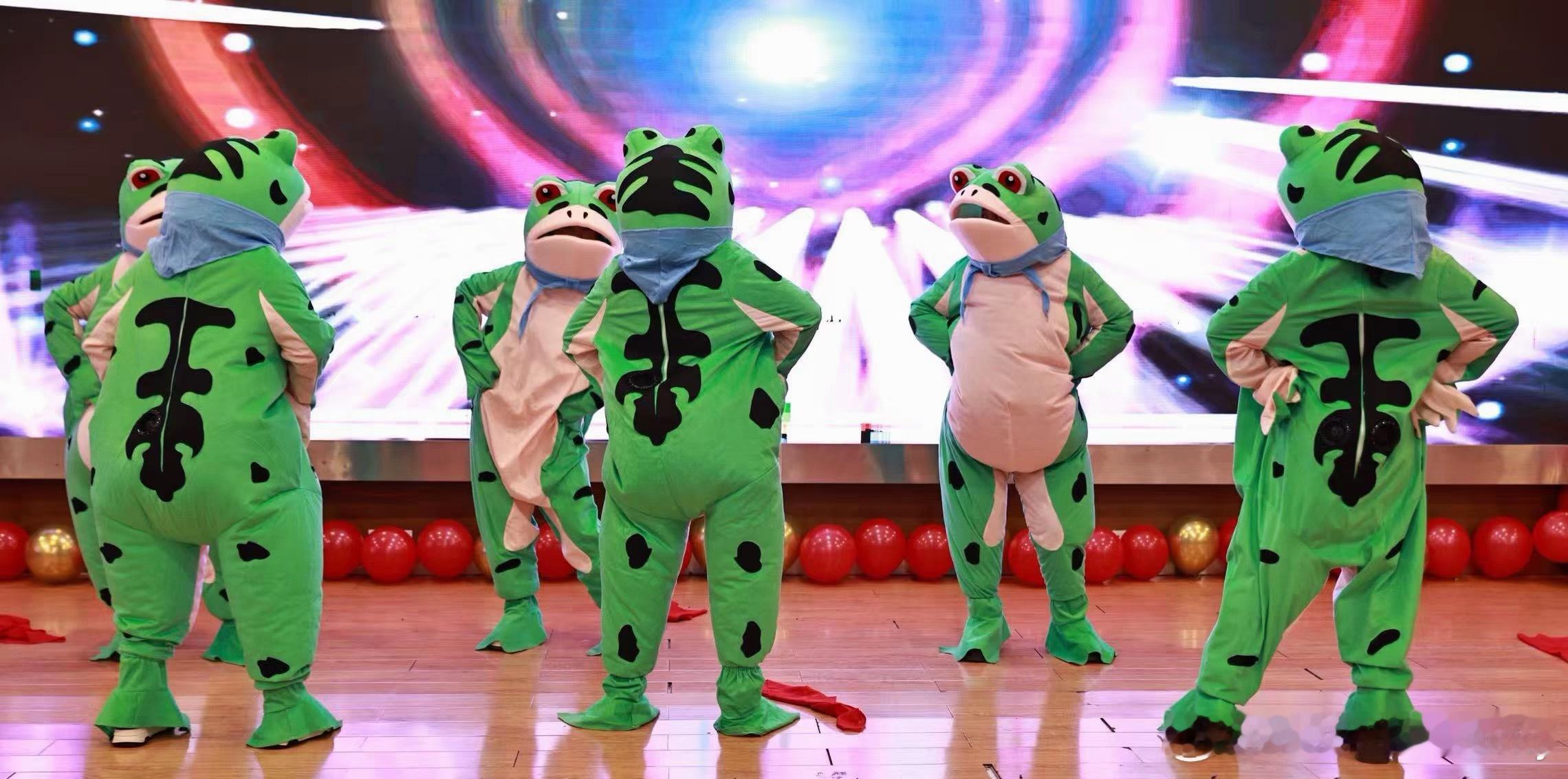 快过年了，强迫员工年会表演是否也是一种职场霸凌？ 