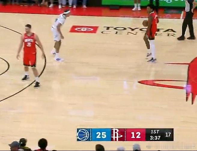 妈耶！！！知道我没有吃早饭，多喂我一些是吧