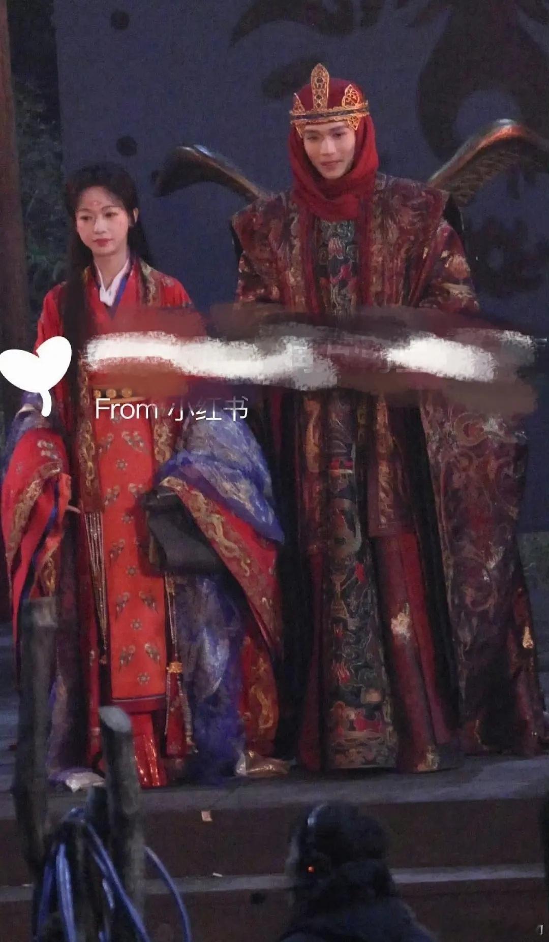 吴谨言新剧江山为聘新造型。，， 