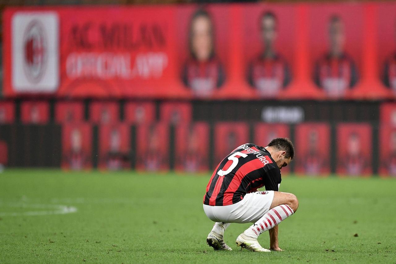 【退役】
博纳文图拉宣布退役。

客观说在博纳文图拉离开的过程中，当时处理的不算