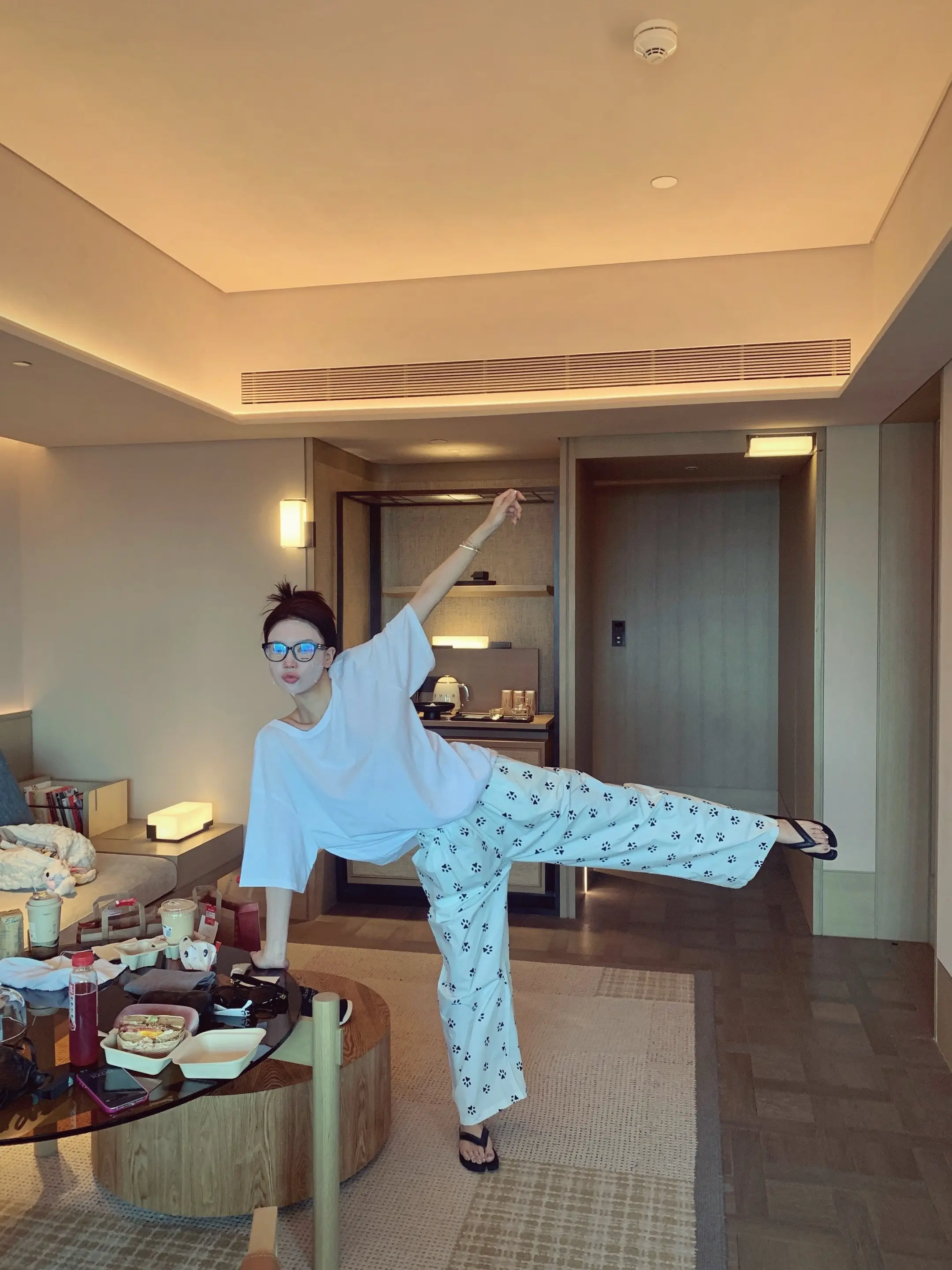 你又邪恶 又颓废 又神话 但可爱！