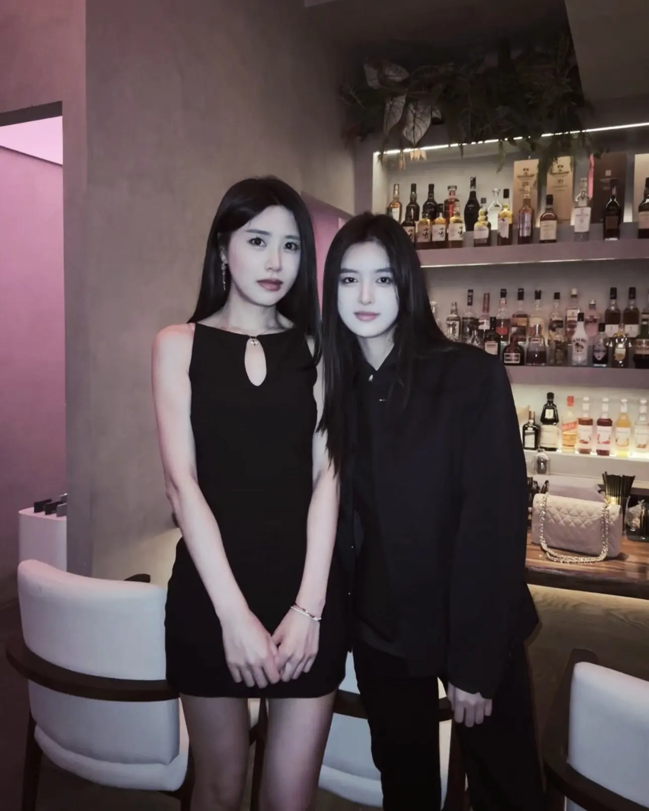 和顶美的珍贵合照一张。全网最最最喜欢的女人 生活中见过的最好看的人类 ...