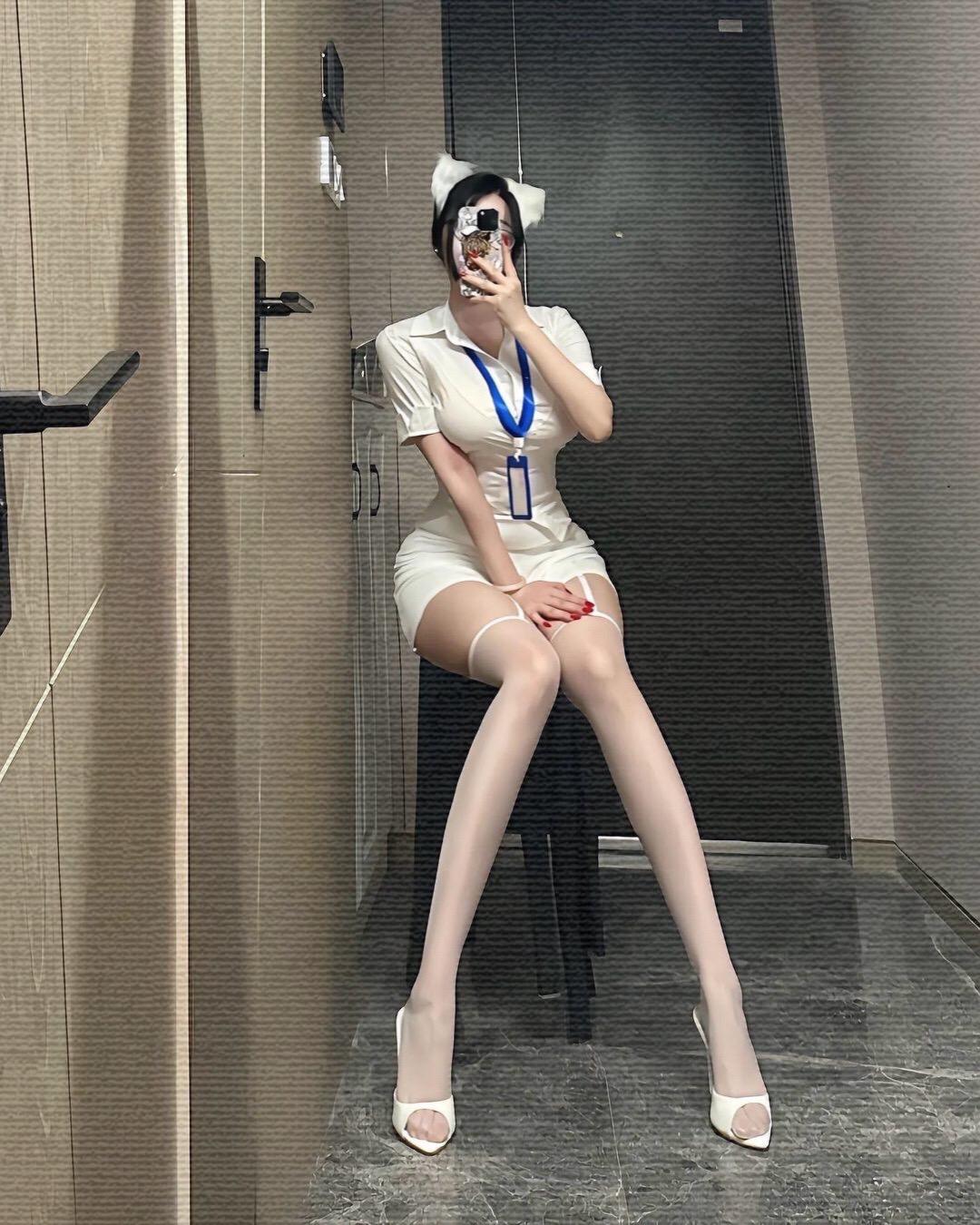 身材天花板 大长腿