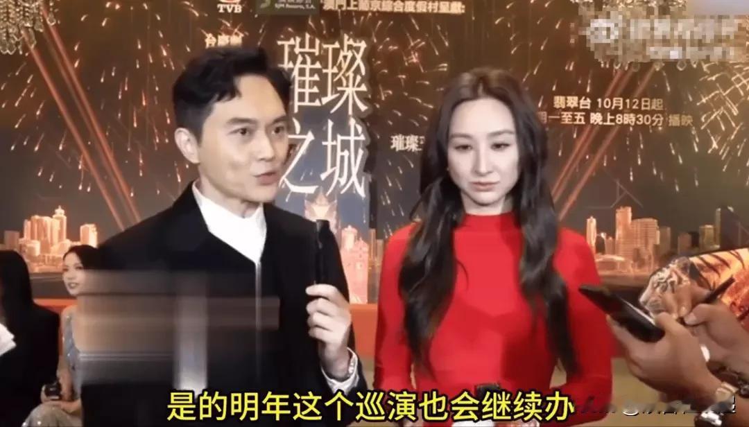 张智霖这次回应儿子的“休学”传闻，算是把瓜给捋顺了。

之前传得沸沸扬扬说魔童直