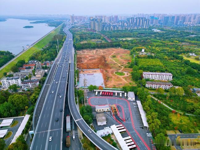 等了2年多！终于等到官宣😭 G4001连接线（北二环西延）1标工程中标结果敲定