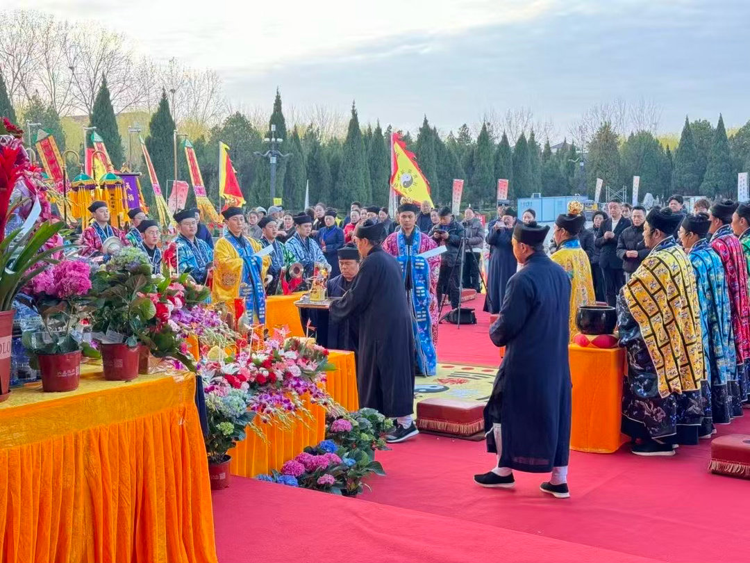 民俗多听肖老道 送神科仪是所有斋醮法事收尾圆满的必备科仪，承接开坛科仪，构成完整