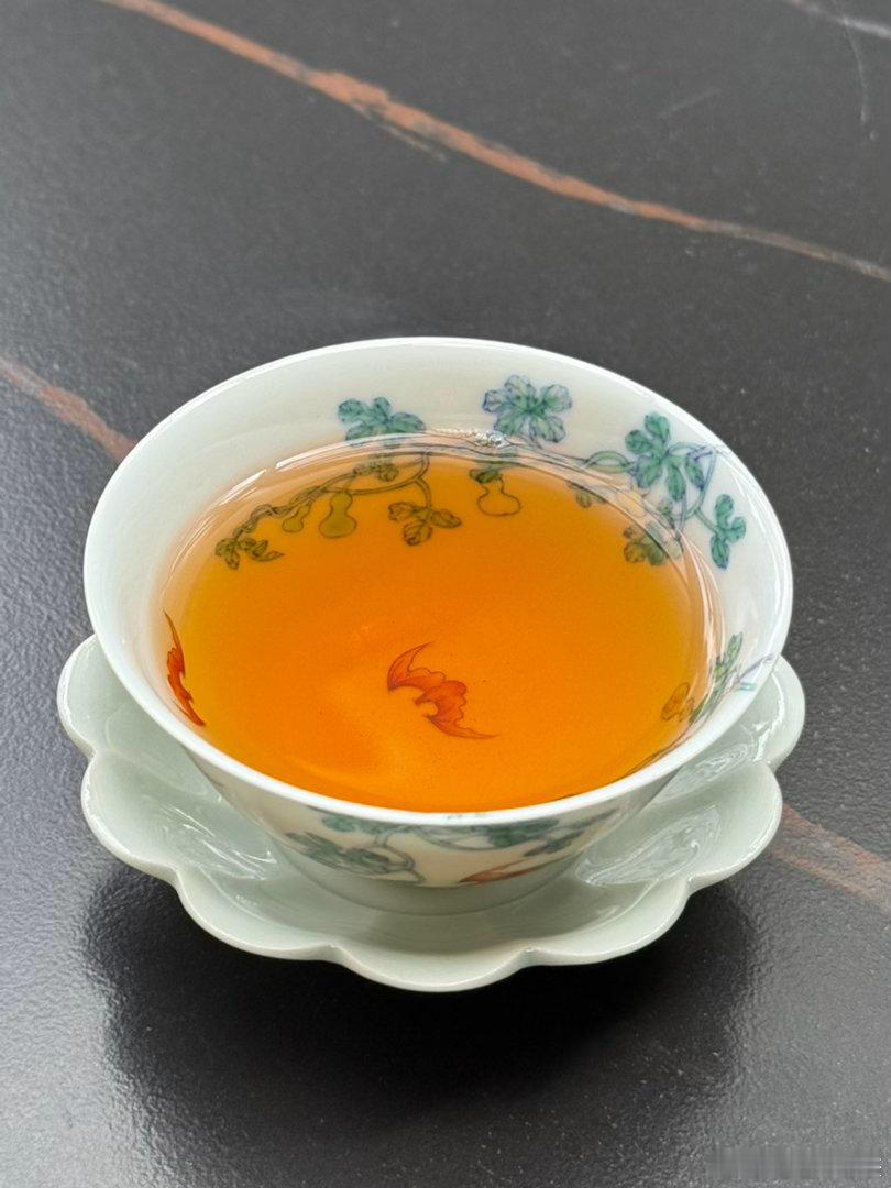 资本是怎么收古树茶的？我2014年到易武上山收古树茶，并开始在文字平台写小作文介