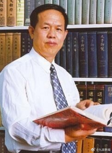 【#河北师大原校长苏宝荣逝世#，享年82岁，曾审订《现代汉语词典》】2月7日晚，