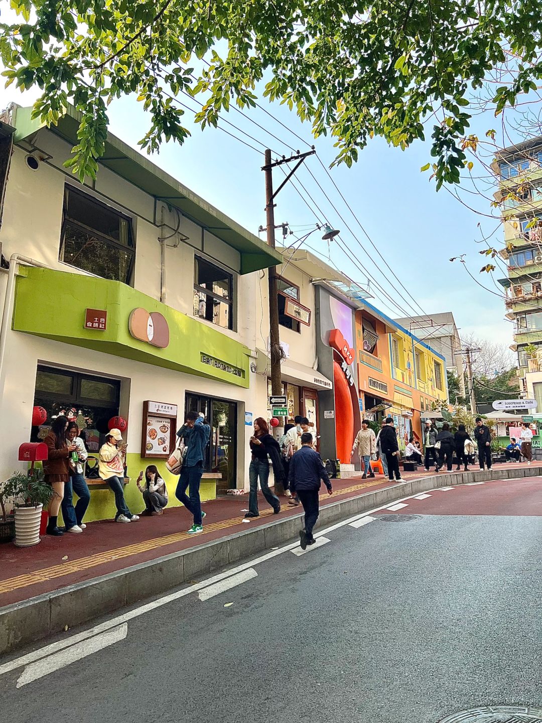 重庆这几条街！真的巨巨巨巨巨好逛…