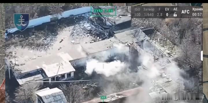 执行对红军城“合围”任务的俄军遭乌军“伏击”，损失惨重！
乌克兰社交媒体上流出的