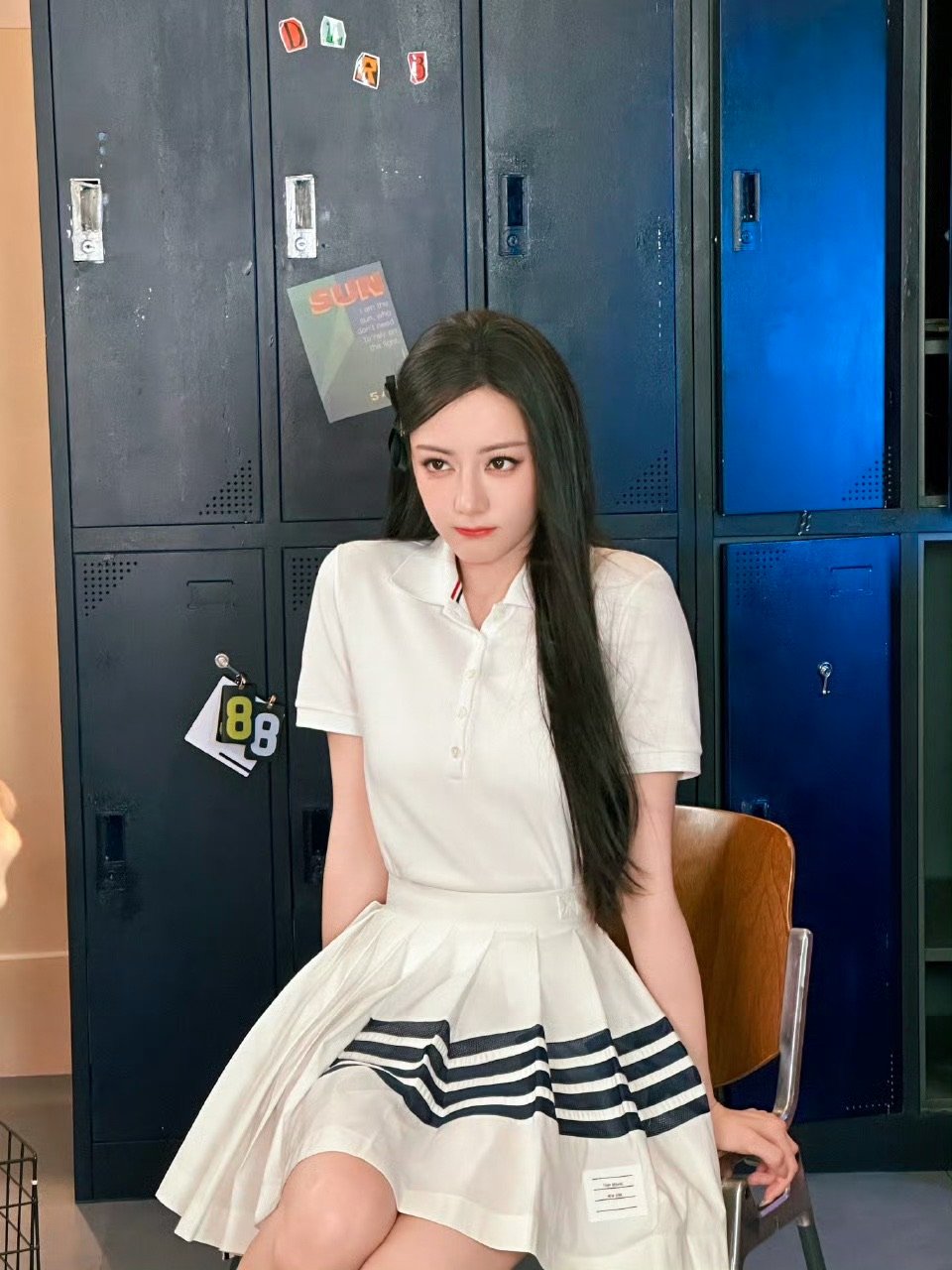 迪丽热巴元气学姐风迪丽热巴学姐风look 迪丽热巴元气学姐风[流鼻血][流鼻血]