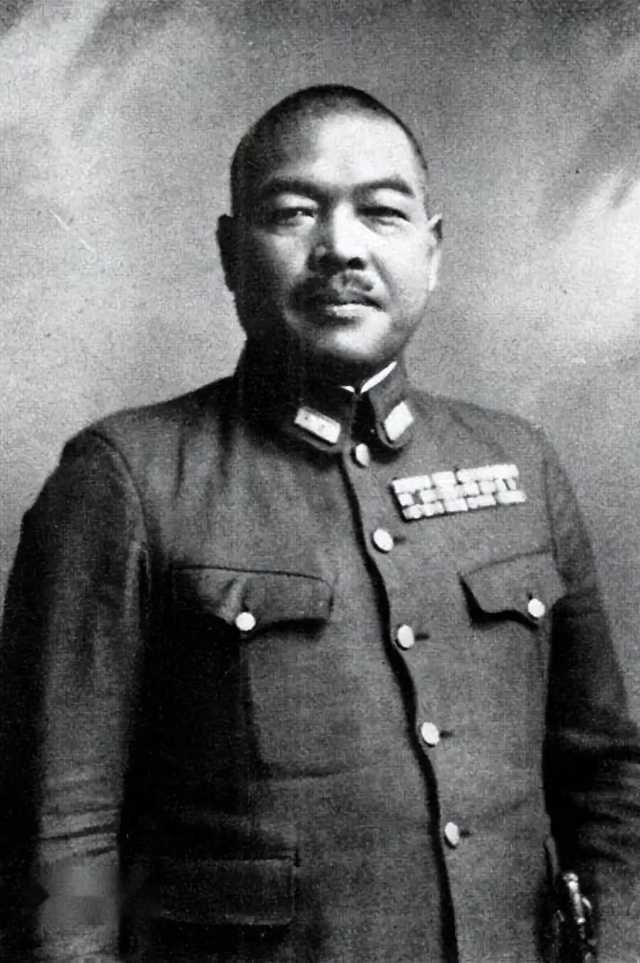 日本最奇葩的大将，率14万日军却不打仗，只开荒种地，投降时自己就把战俘营盖好了…