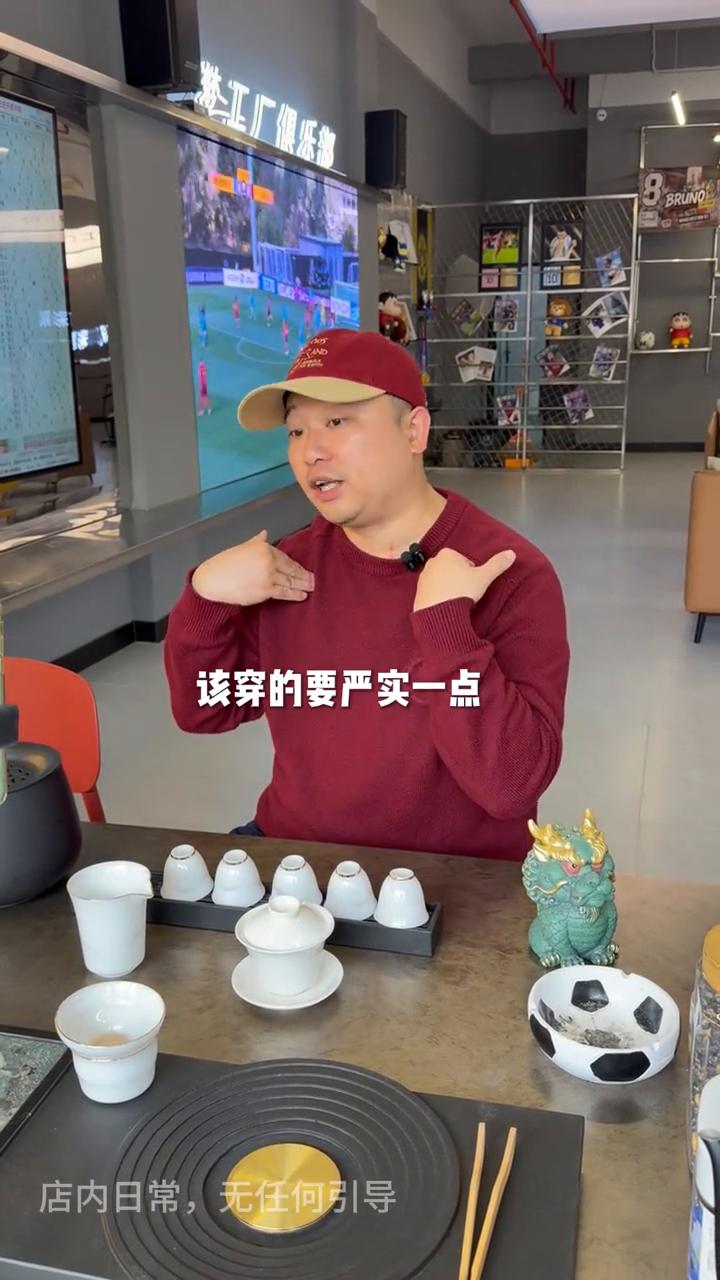 中1800万正确的领奖方式。
如果您中了1800万该怎么领奖？记住我下面说的话。