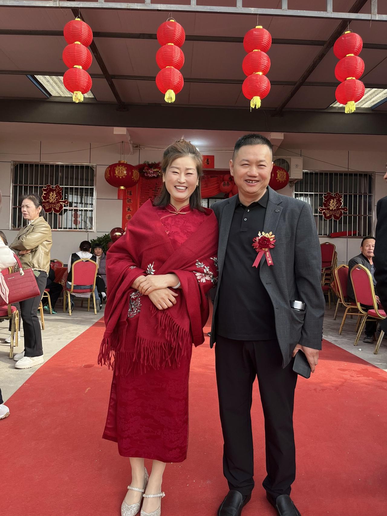 今天不发视频，今天婉婉当喜婆婆啦