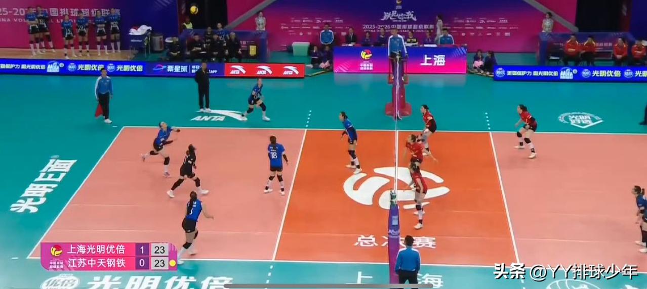 2025-2026中国女排超级联赛
范瑞克一记ACE球直接拿下第二局！江苏女排今