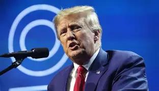 下手了，美国要彻底断了中国的退路。

8月6日，特朗普签了行政令。

2026年