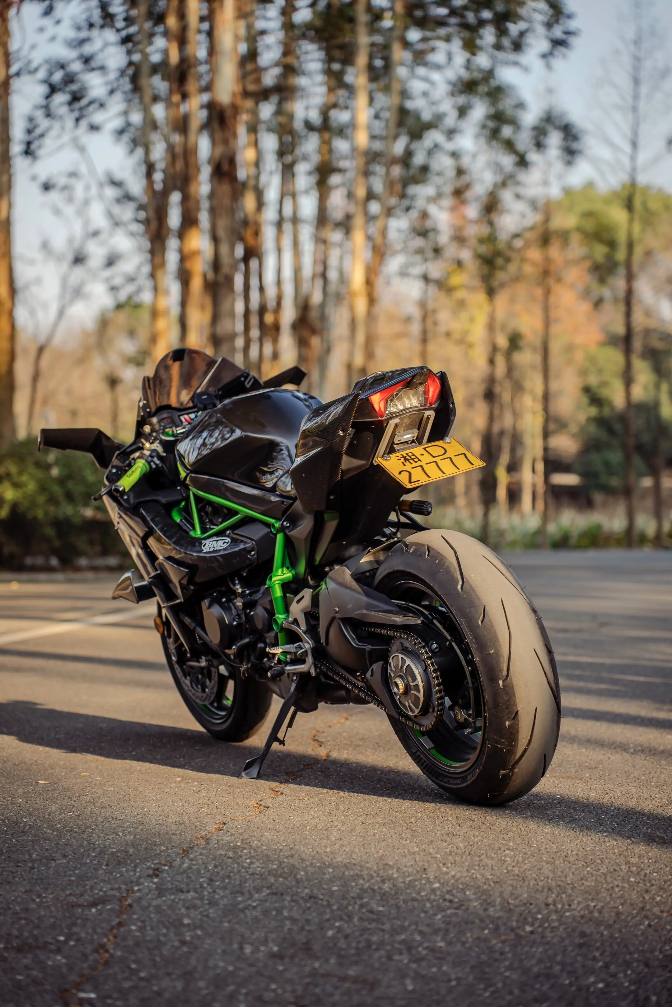 看看你们的四轮有我的马力大吗？